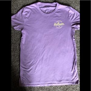 Men’s Hollister purple T-shirt